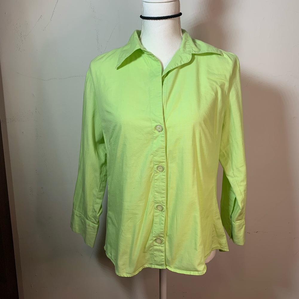 Harve Bernard Large blouse lime green button down